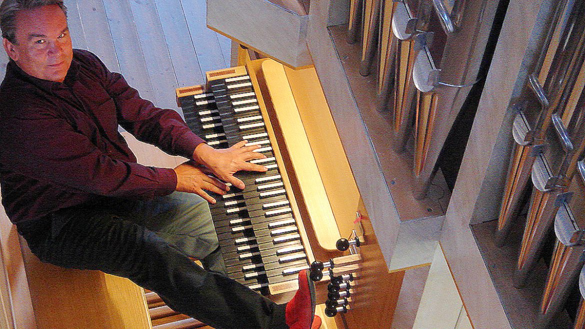 Orgel Royale: Festliches Konzert bei Kerzenschein und Videoprojektion
