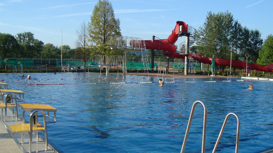 Schwimmkurse für Kinder und Erwachsene