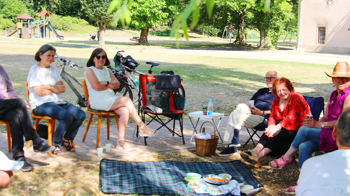 Freunde Frankreichs: Schlosspark-Picknick