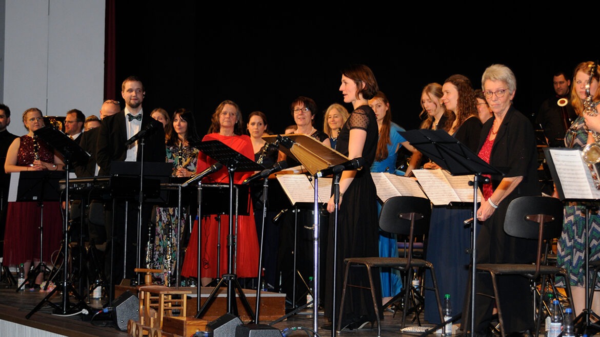 Musikverein Oberndorf feierte rauschendes Jubiläumsfest