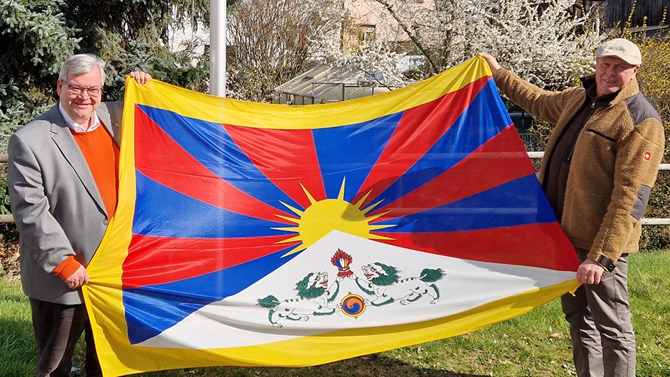 Bad Orb zeigt Flagge für Tibet