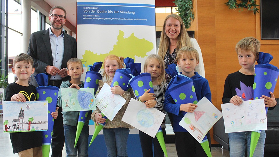 Stolz übergab Gewinne für Wettbewerb „Meine bunte Heimat“