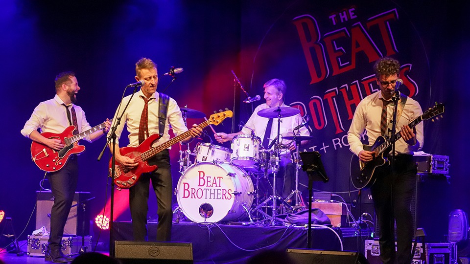 Oldienight mit The Beat Brothers – Gitarrenrock von 1960 bis 1990